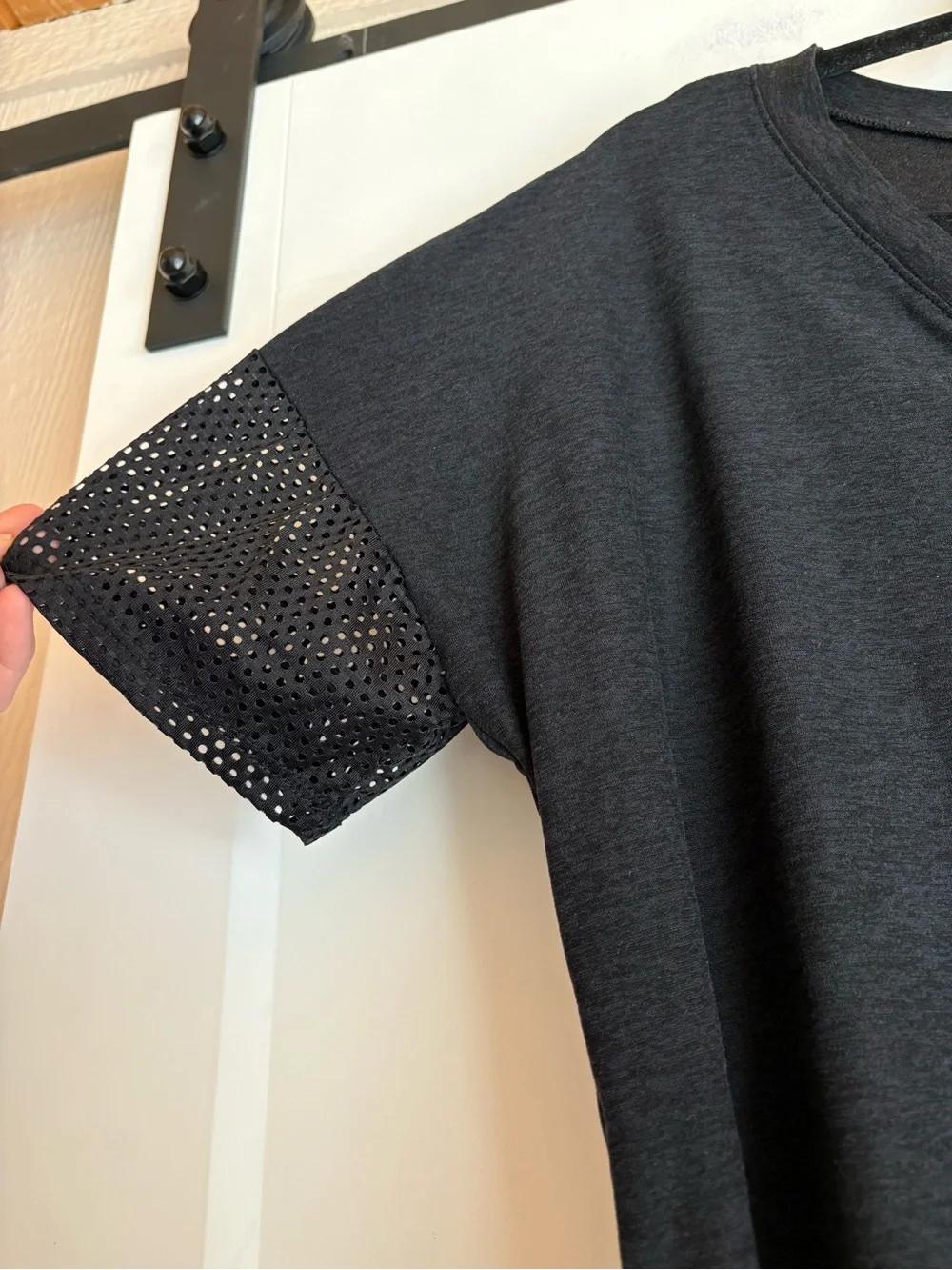 Beyond Yoga Gray Mesh Panel Oversized Active Tee Small